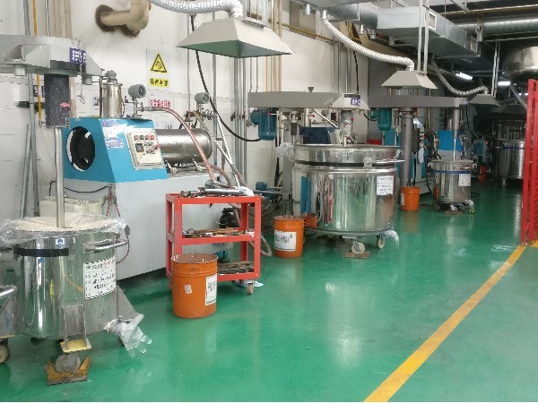 水性涂料生產(chǎn)設(shè)備有哪些？